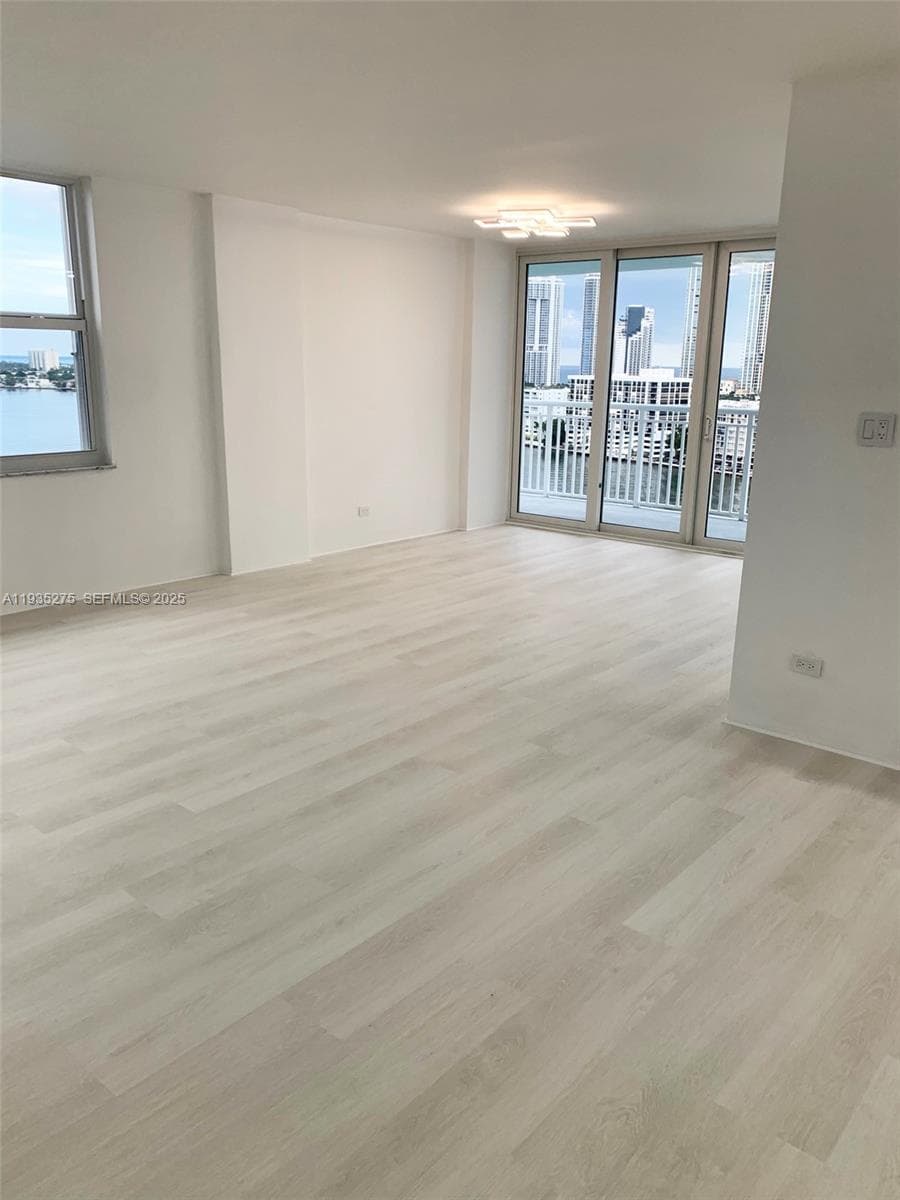 NA · #1818 in Sunny Isles Beach - Photo 15