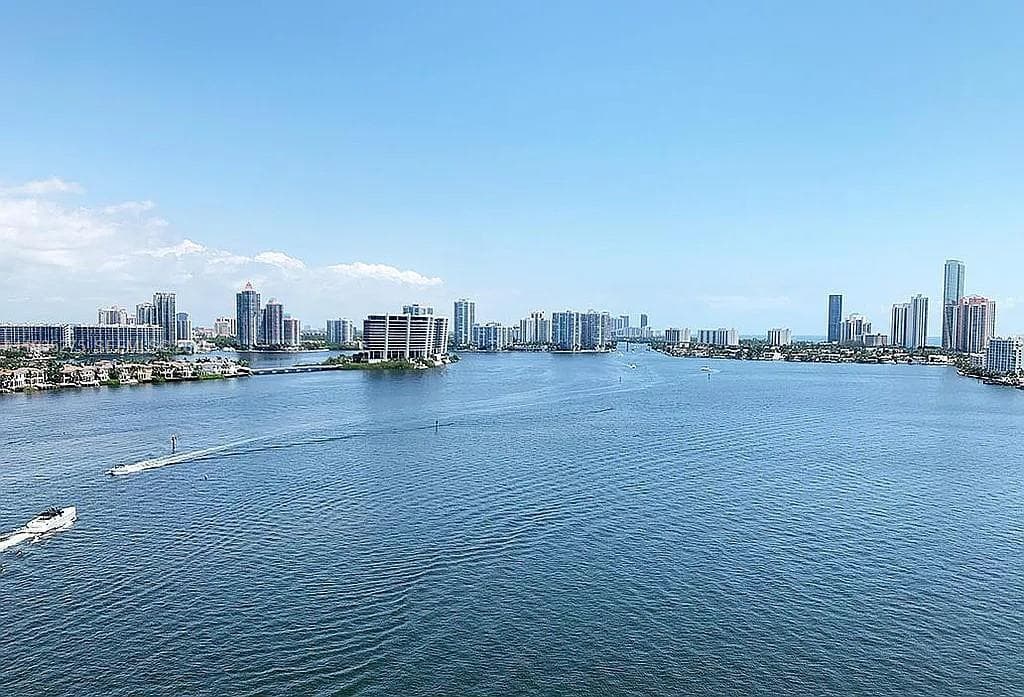 NA · #1818 in Sunny Isles Beach - Photo 29