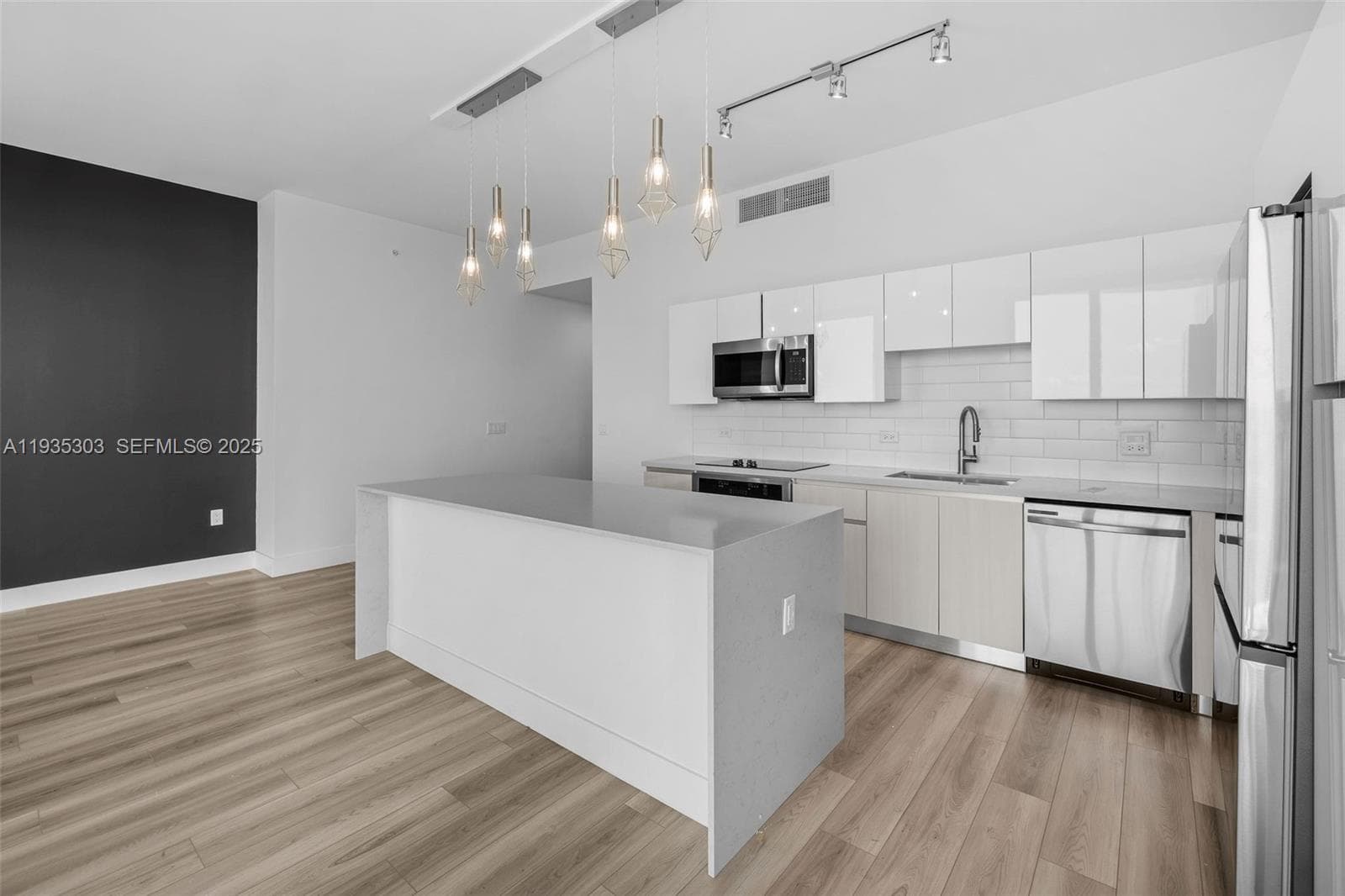 Mondrian Hallandale · #2610 in Hallandale Beach - Photo 4