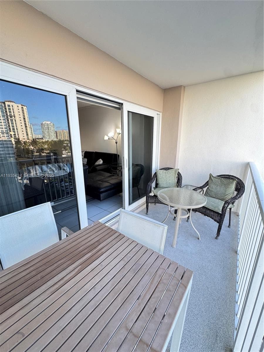 Arlen House · #509 in Sunny Isles Beach - Photo 16