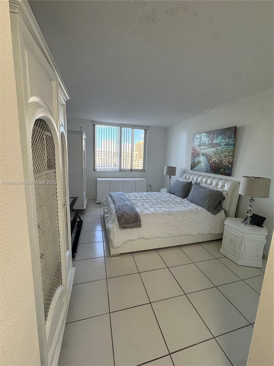 Arlen House · #509 in Sunny Isles Beach - Photo 11