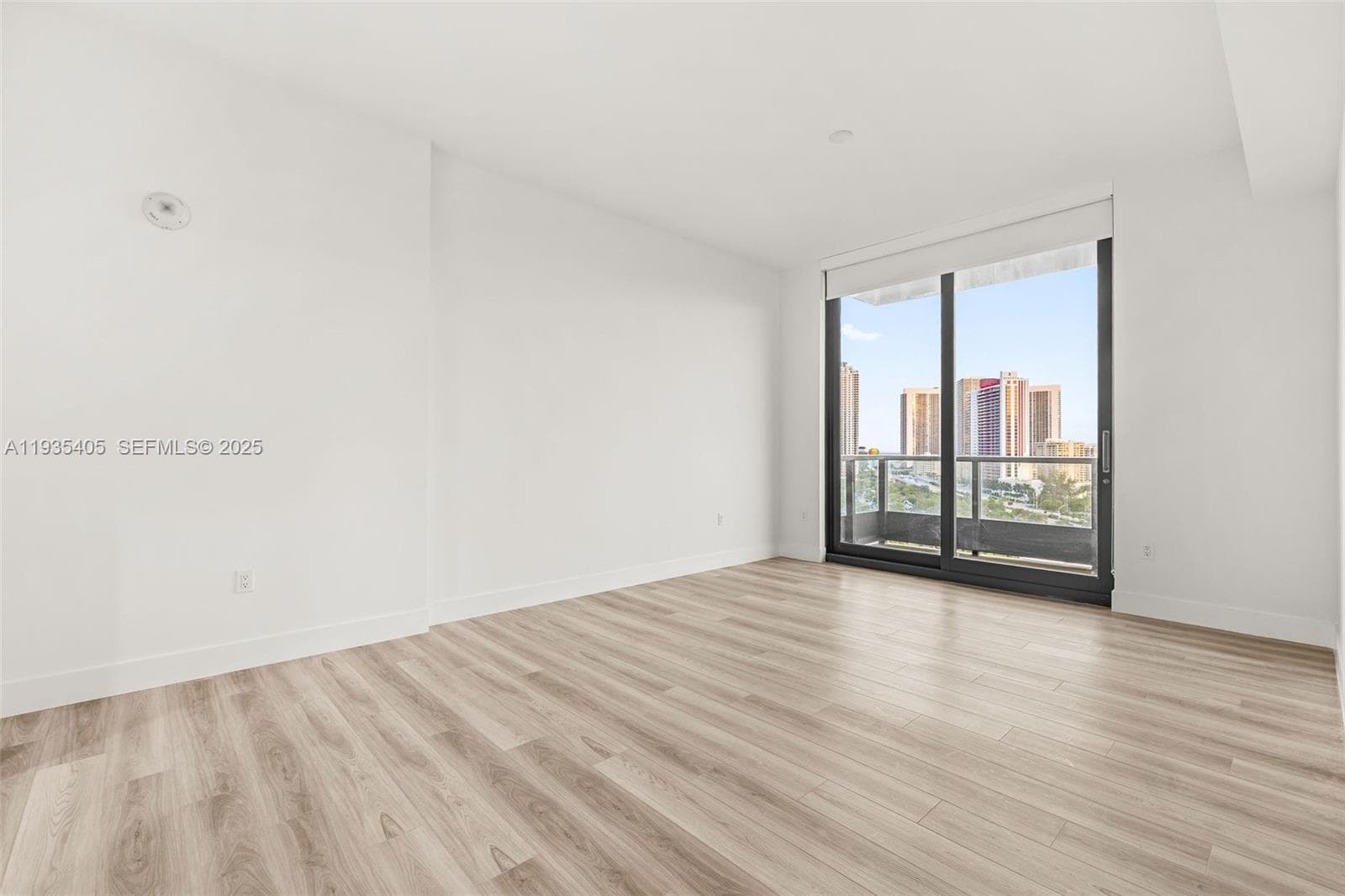 Mondrian Hallandale · #0606 in Hallandale Beach - Photo 15