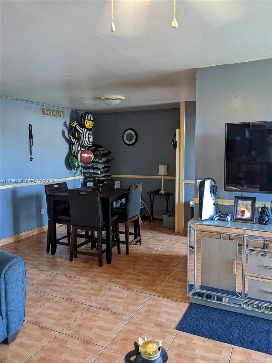 ROMONT SOUTH CONDO · #Q27 in Miami Gardens - Photo 5