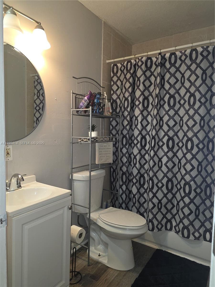 GUEST BATH