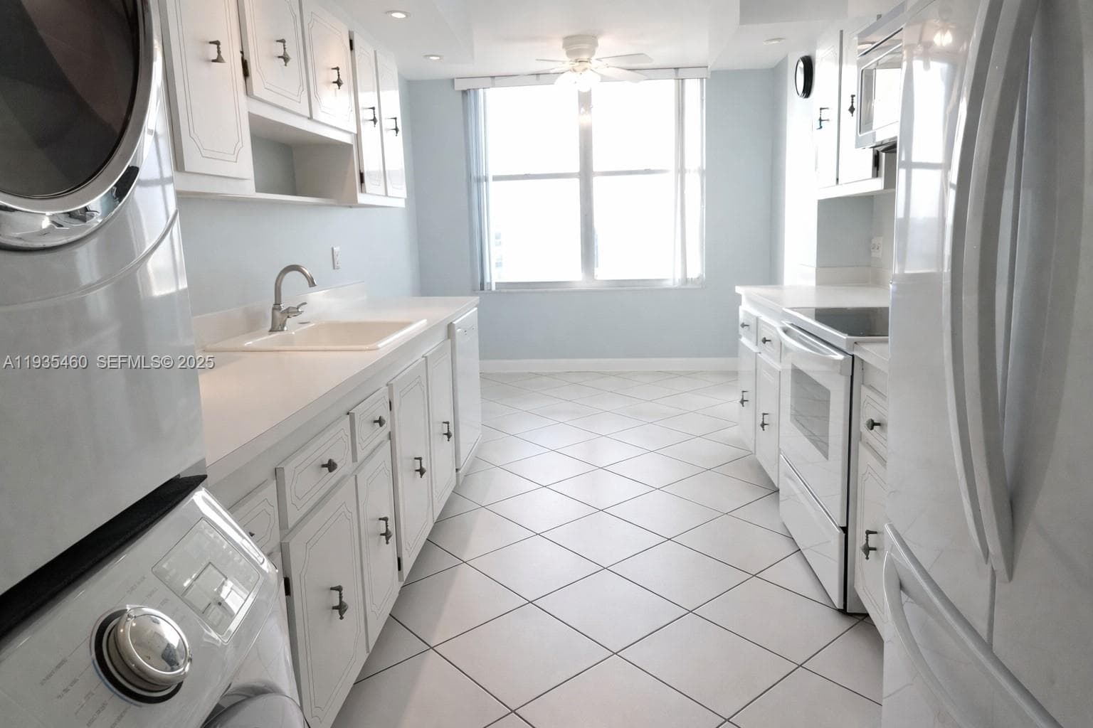 AQUARIUS CONDO · #1001N in Hollywood - Photo 7