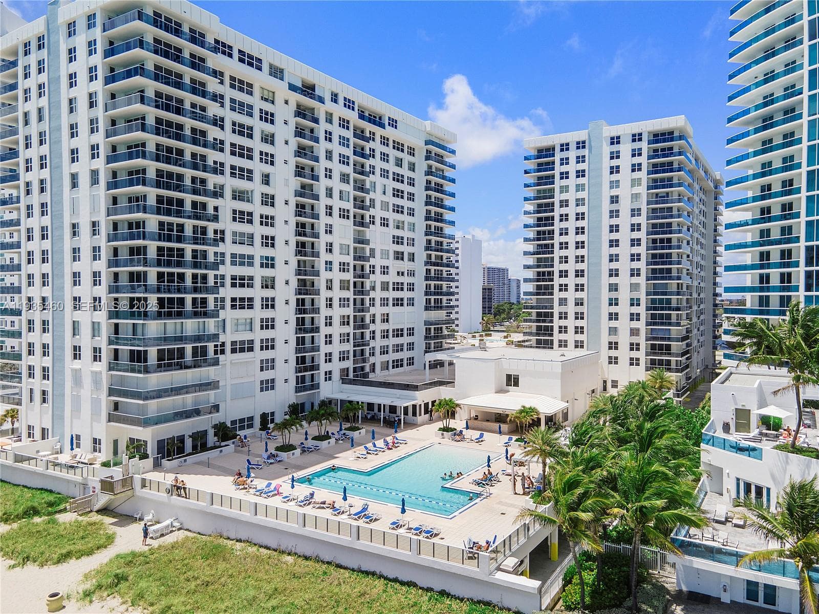 AQUARIUS CONDO · #1001N in Hollywood - Photo 8
