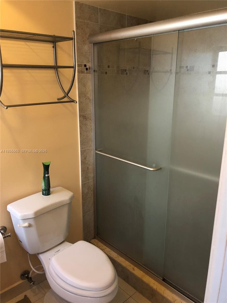 MEADOWBROOK TOWERS CONDO · #508 in Hallandale Beach - Photo 13