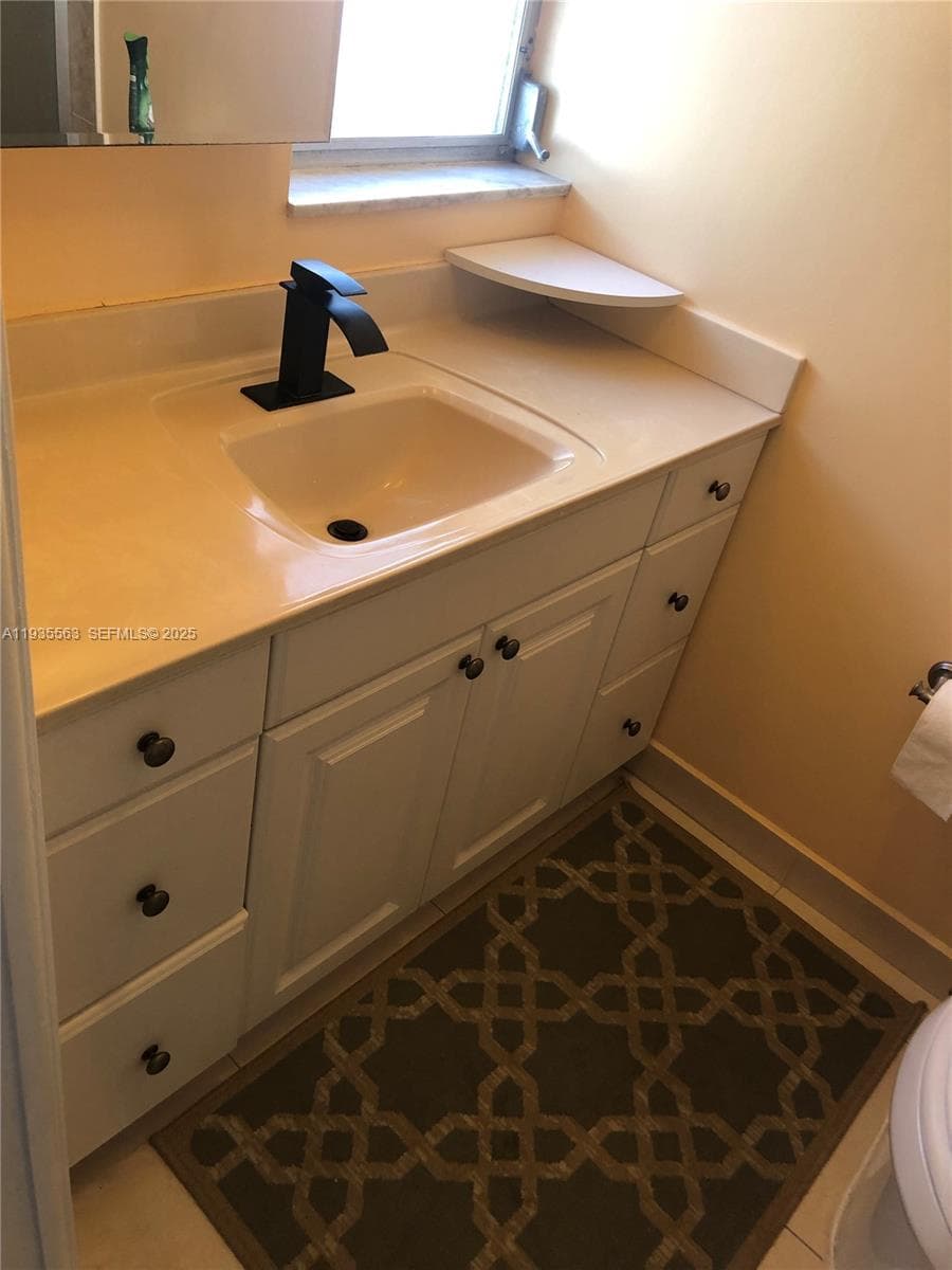 MEADOWBROOK TOWERS CONDO · #508 in Hallandale Beach - Photo 12