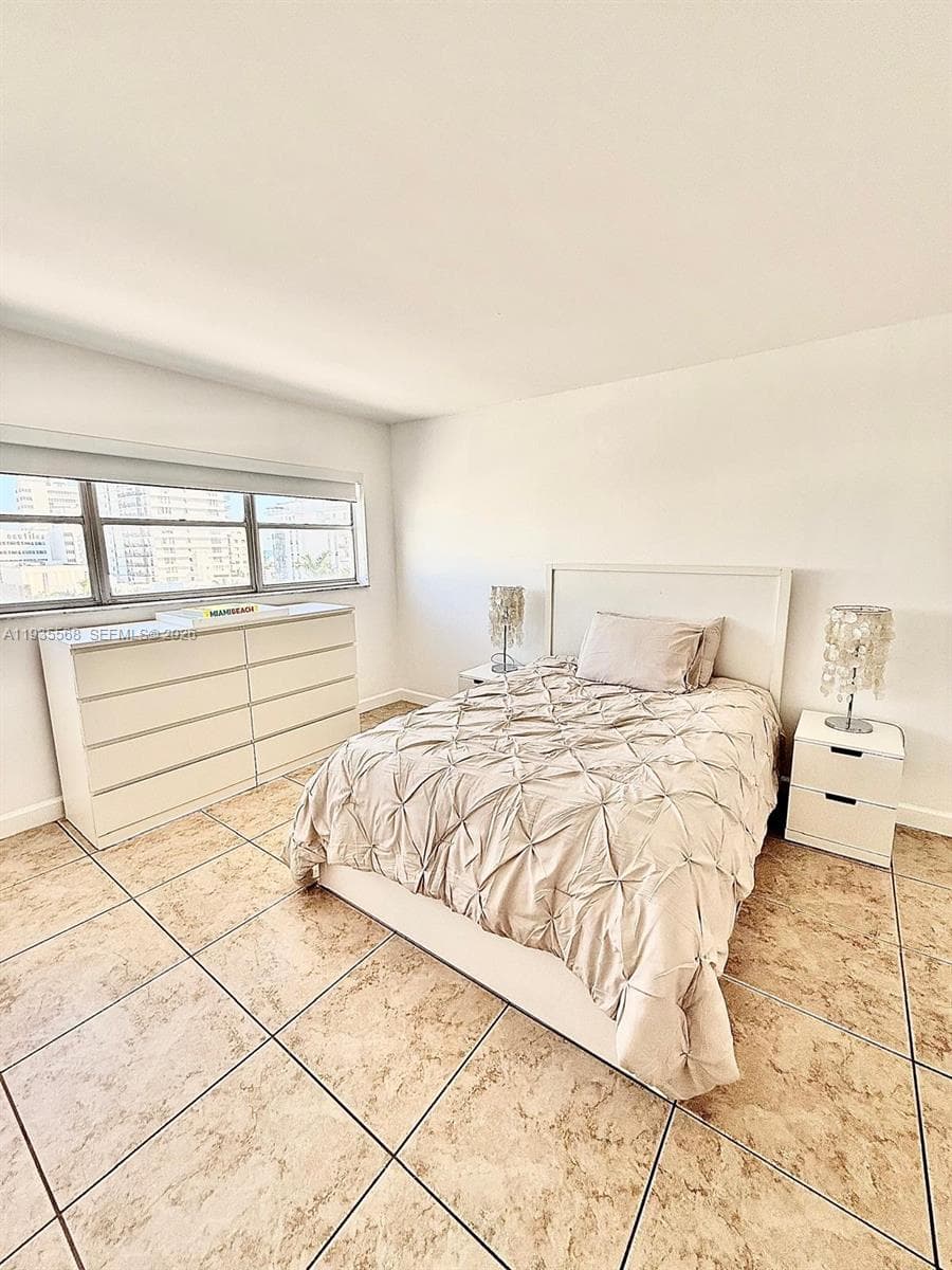 OCTAGON TOWERS I CONDO · #8D in Miami Beach - Photo 5