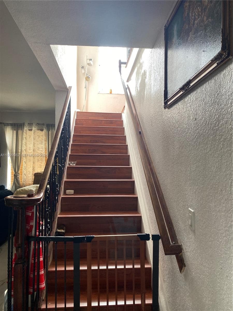 2300 NE 37th Road #0 photo 3