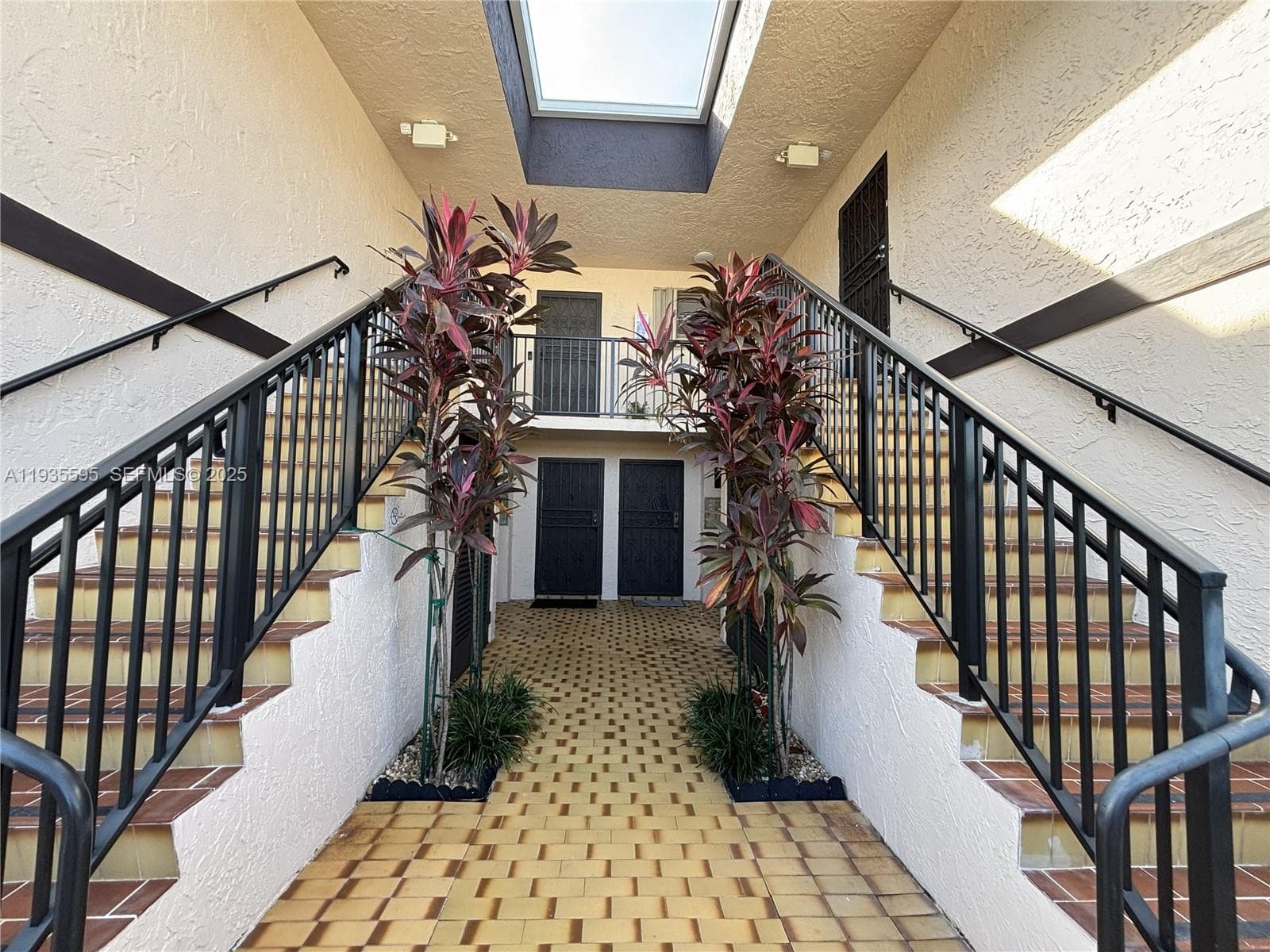 DORA CONDO · #5 in Miami Beach - Photo 1