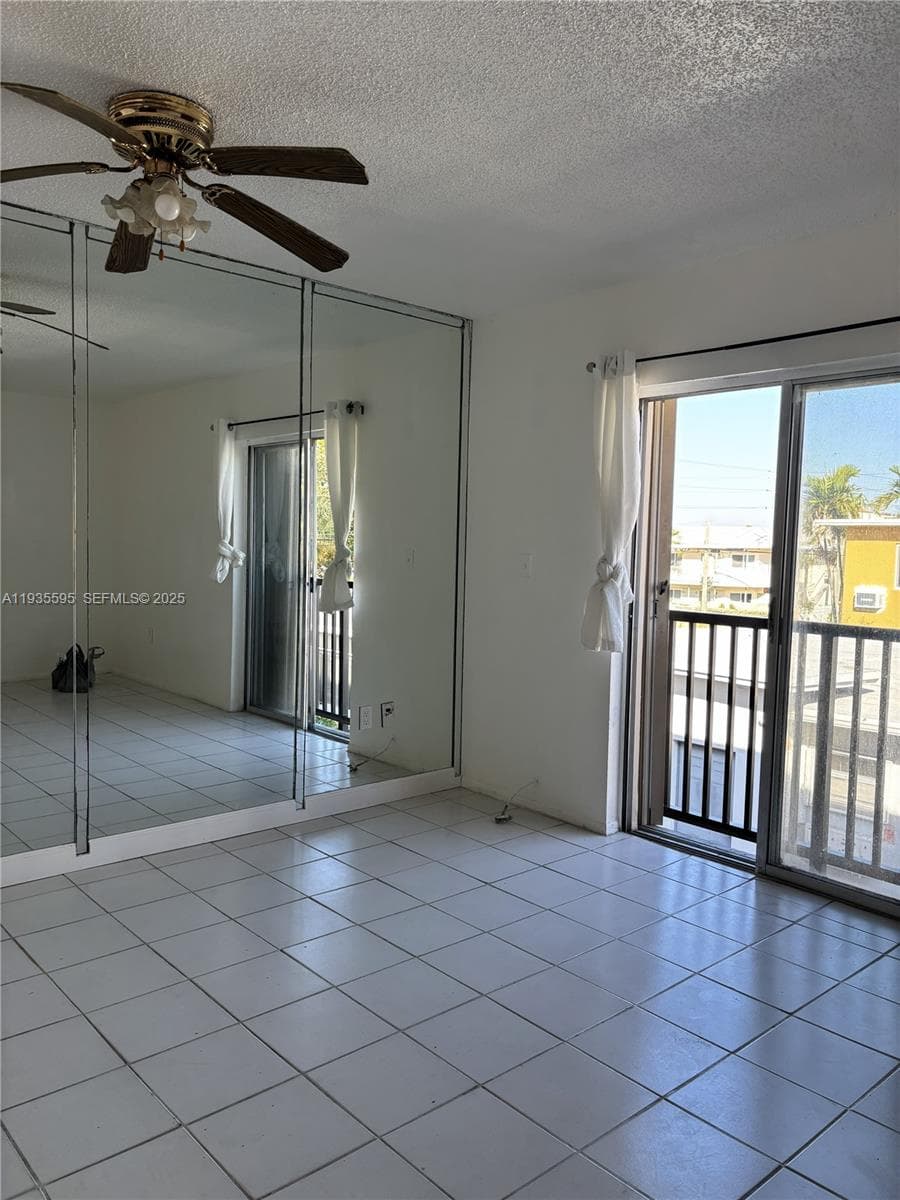 DORA CONDO · #5 in Miami Beach - Photo 10
