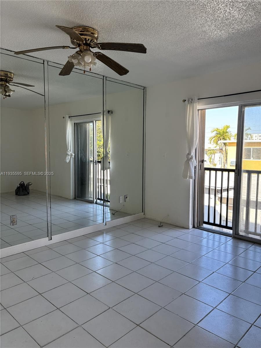 DORA CONDO · #5 in Miami Beach - Photo 11