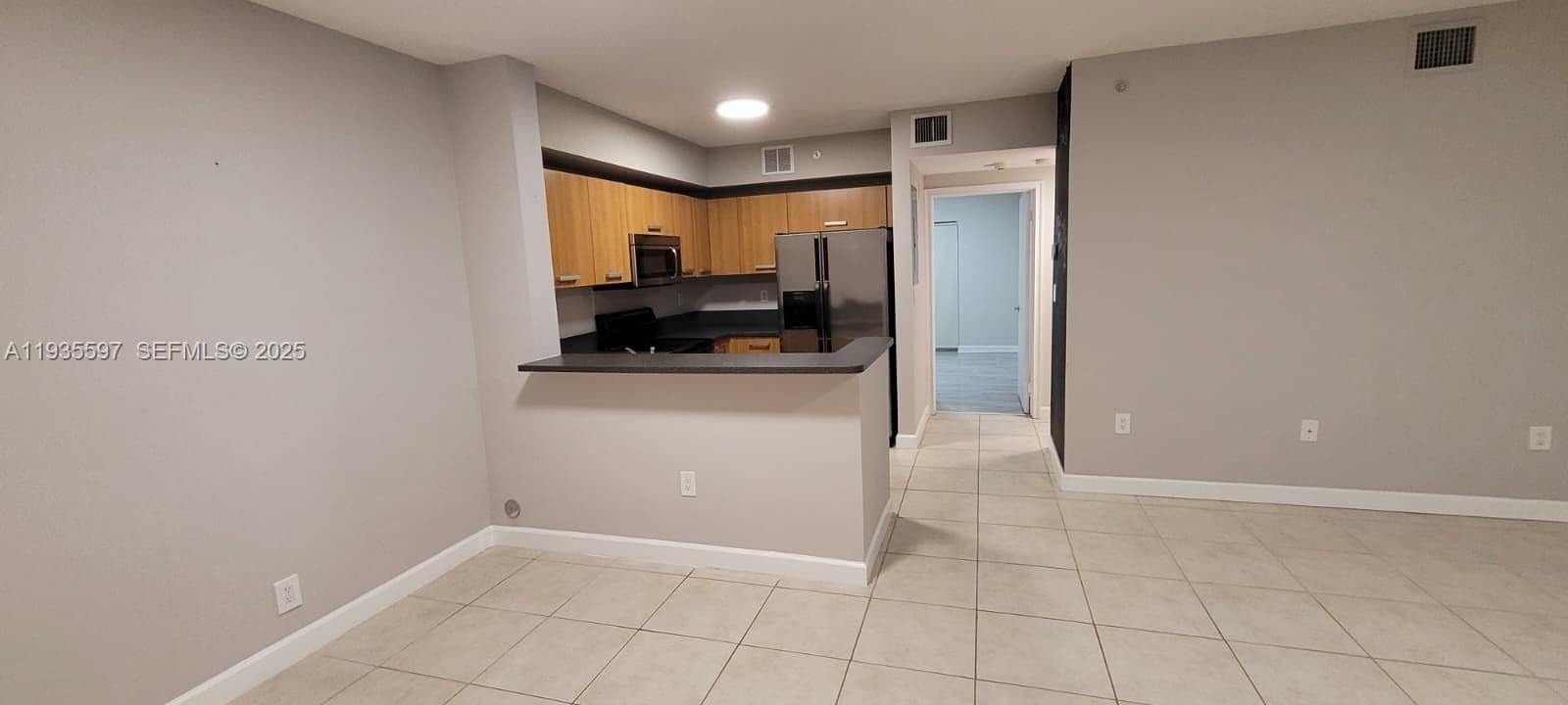 BAHIA BISCAYNE CONDO · #202 in Miami - Photo 5