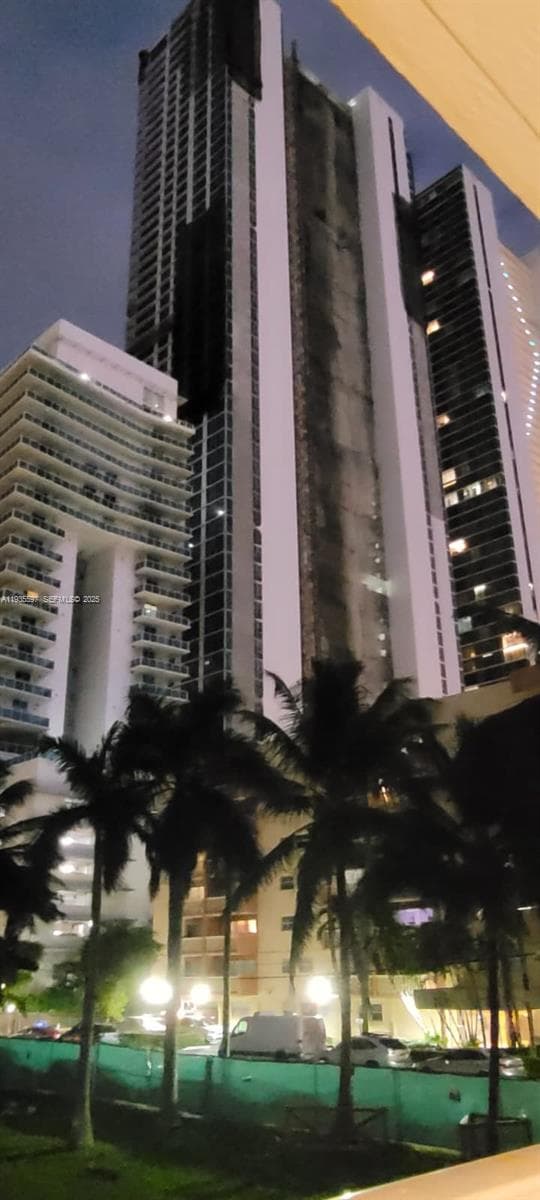 BAHIA BISCAYNE CONDO · #202 in Miami - Photo 45