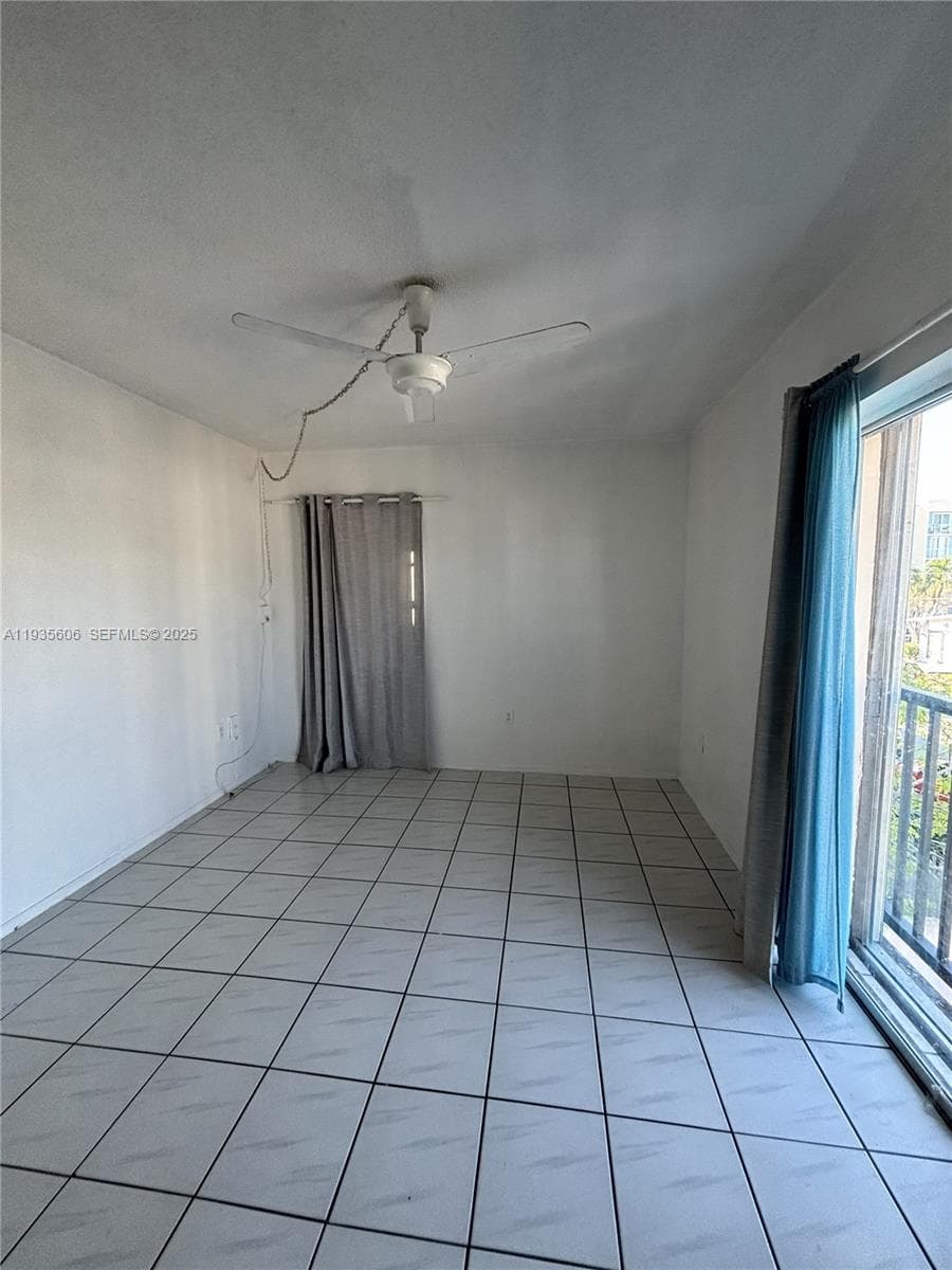DORA CONDO · #6 in Miami Beach - Photo 8