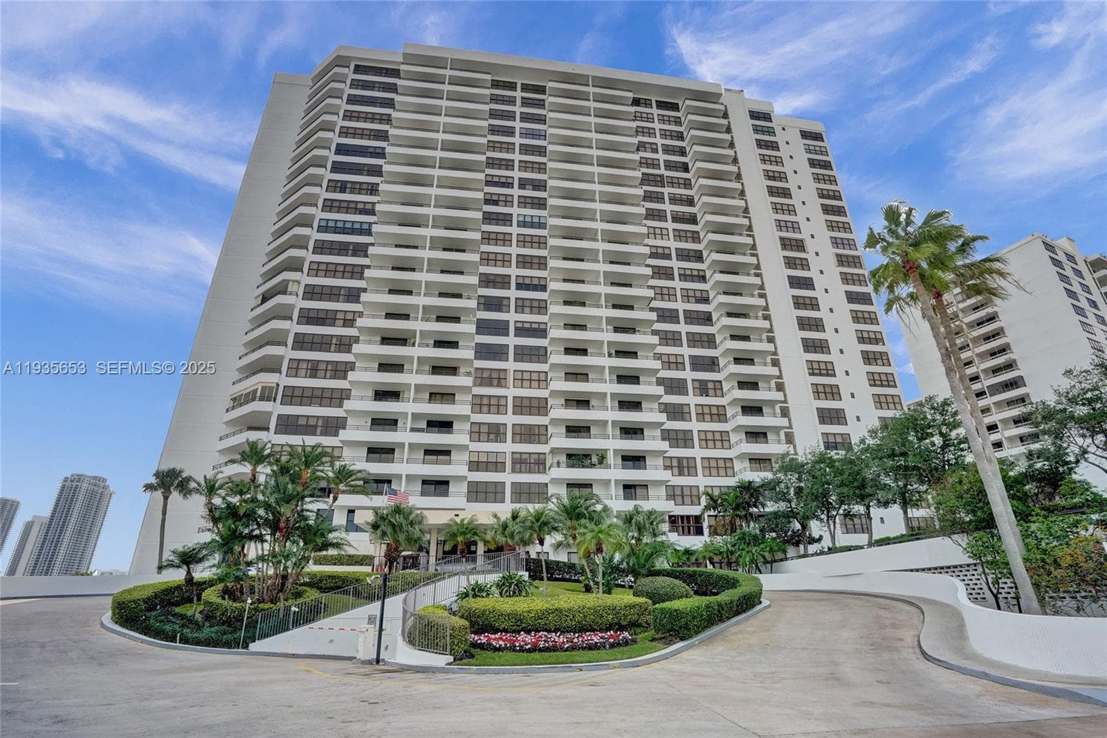 OLYMPUS CONDO PHASE · #917 in Hallandale Beach - Photo 2