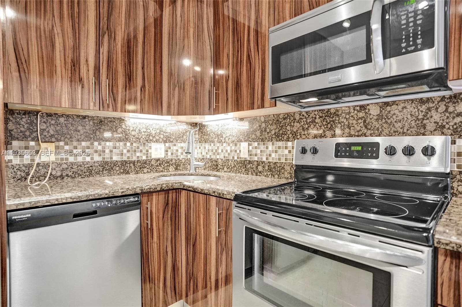 OLYMPUS CONDO PHASE · #917 in Hallandale Beach - Photo 6