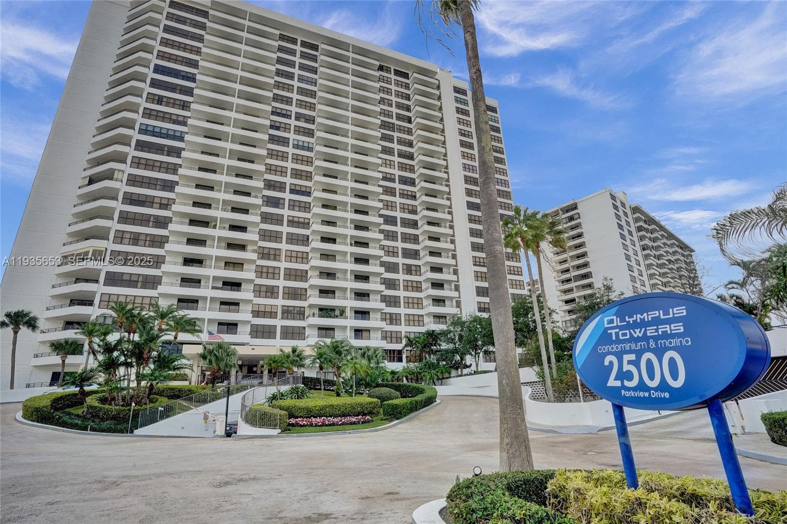 OLYMPUS CONDO PHASE ยท #917 in Hallandale Beach - Photo 1