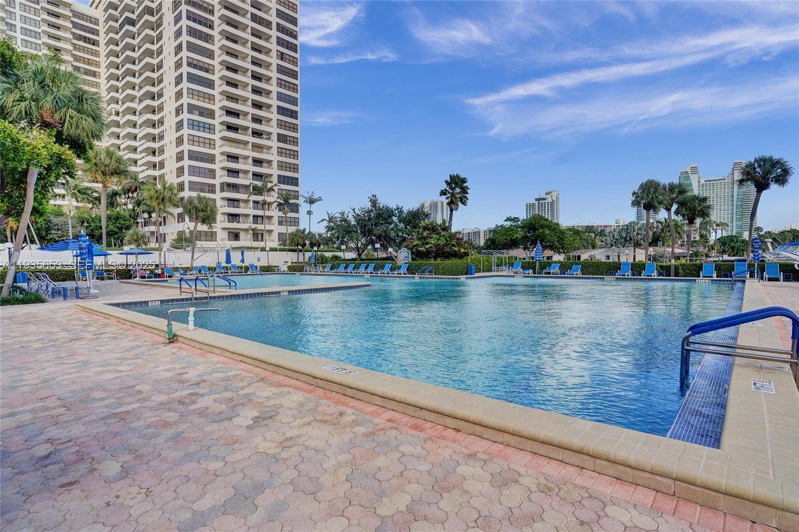 OLYMPUS CONDO PHASE · #917 in Hallandale Beach - Photo 37