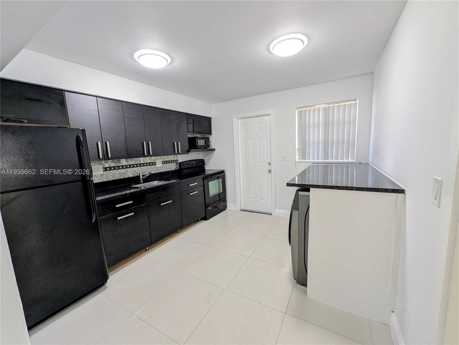 512 Sw 7th St · #1-4 in Hallandale Beach - Photo 9
