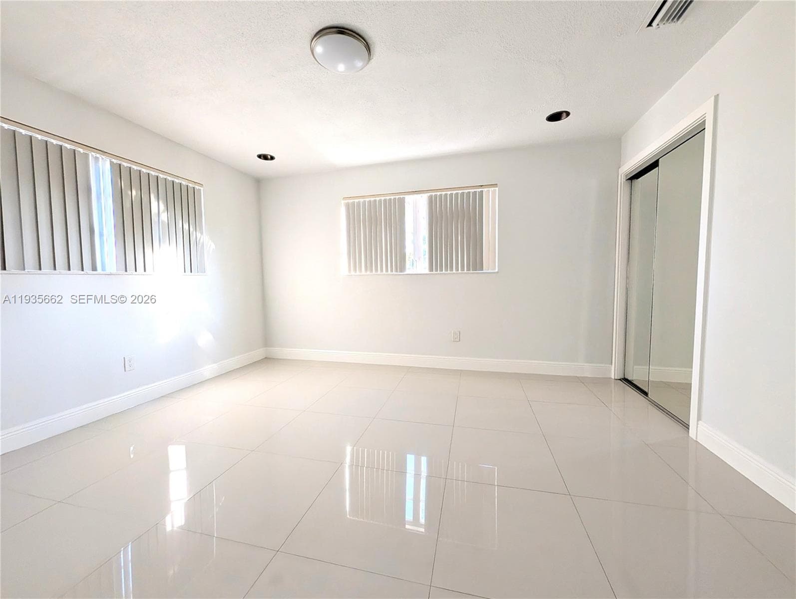 512 Sw 7th St · #1-4 in Hallandale Beach - Photo 11