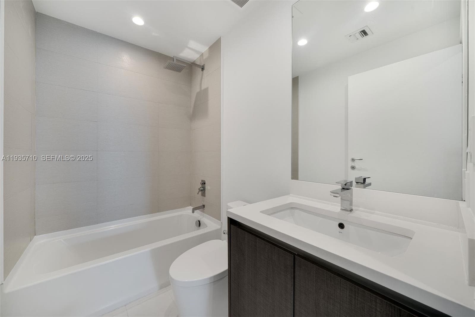 LE JARDIN HOUSE · #603 in Bay Harbor Islands - Photo 12