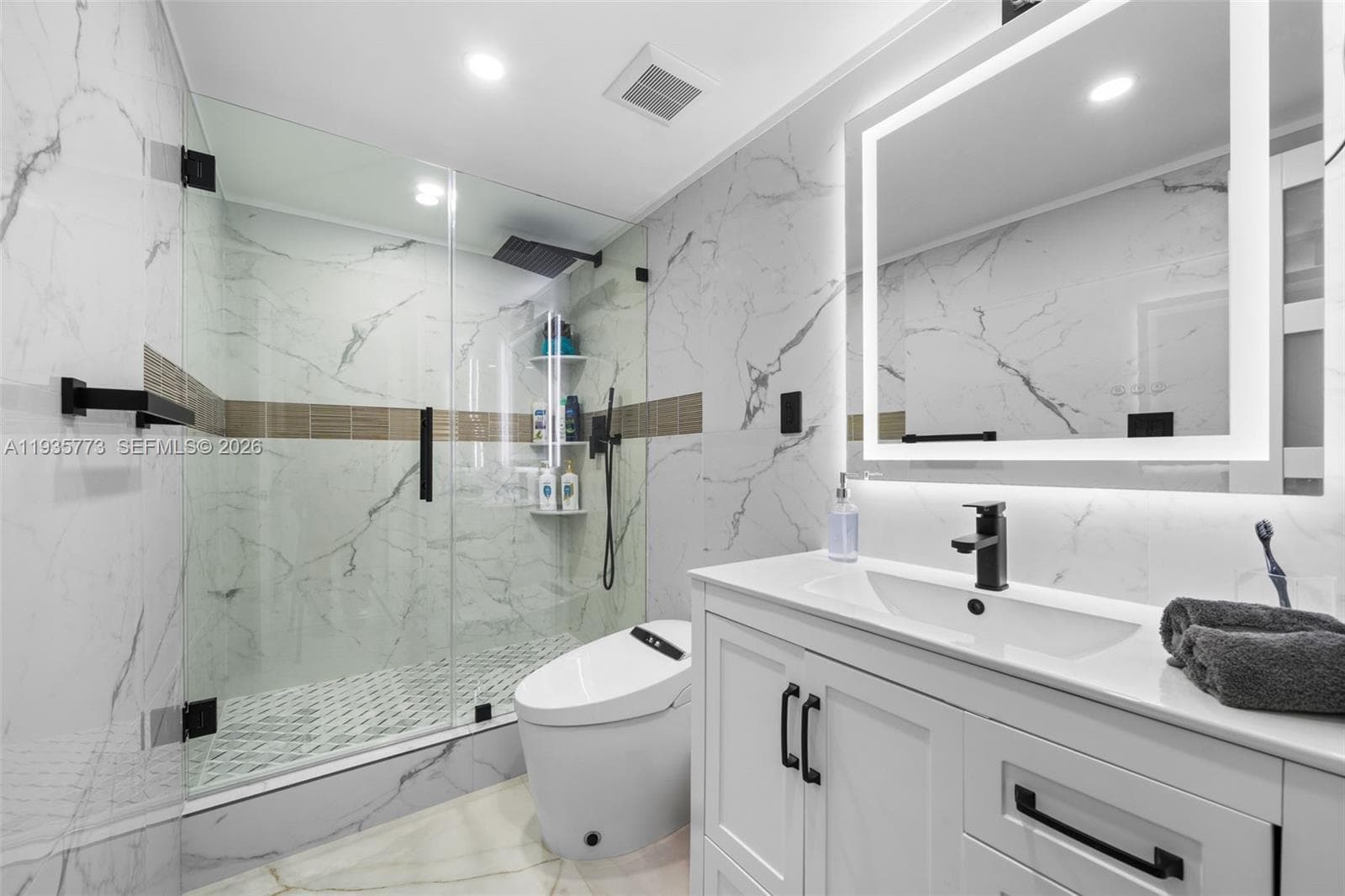 OCEANVIEW BUILDING B · #826 in Sunny Isles Beach - Photo 18