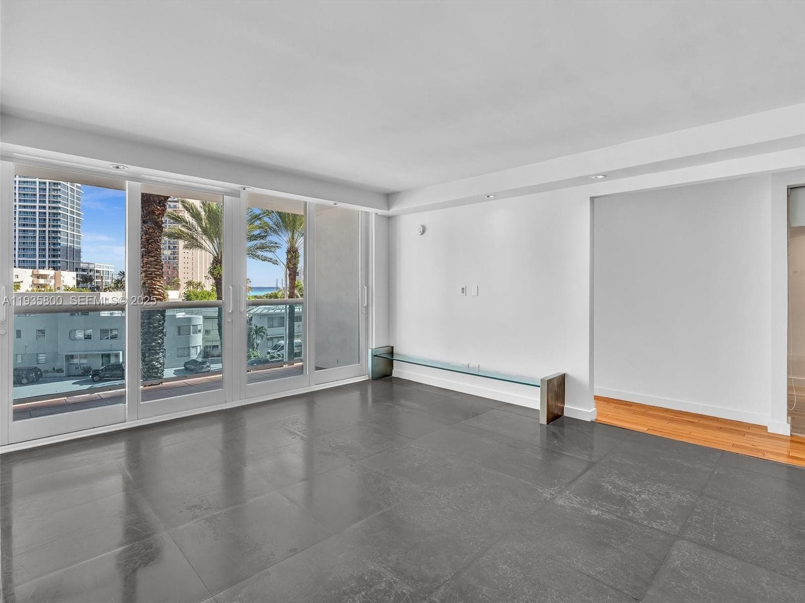 AQUASOL CONDO · #4D in Miami Beach - Photo 7