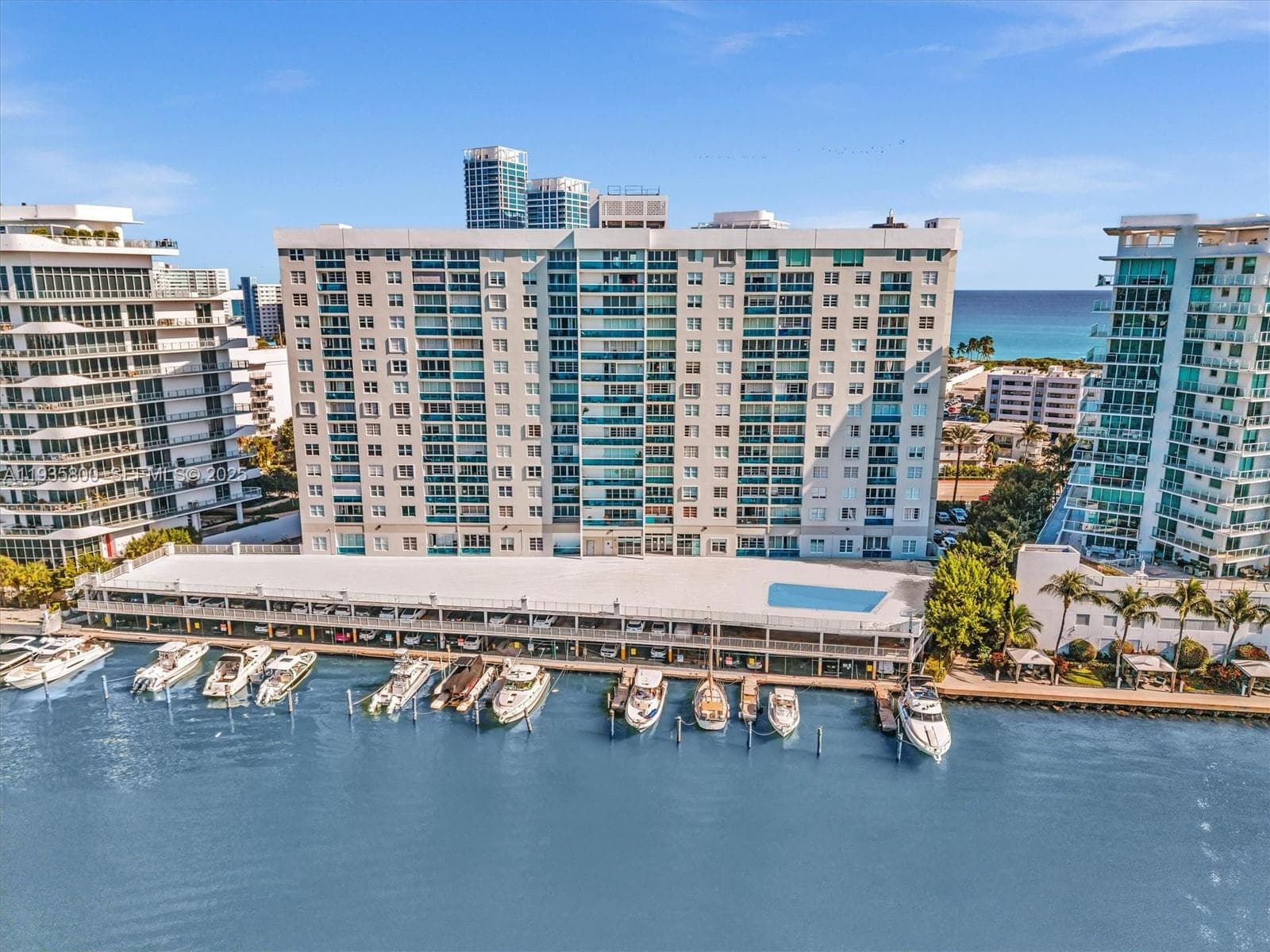 AQUASOL CONDO · #4D in Miami Beach - Photo 34
