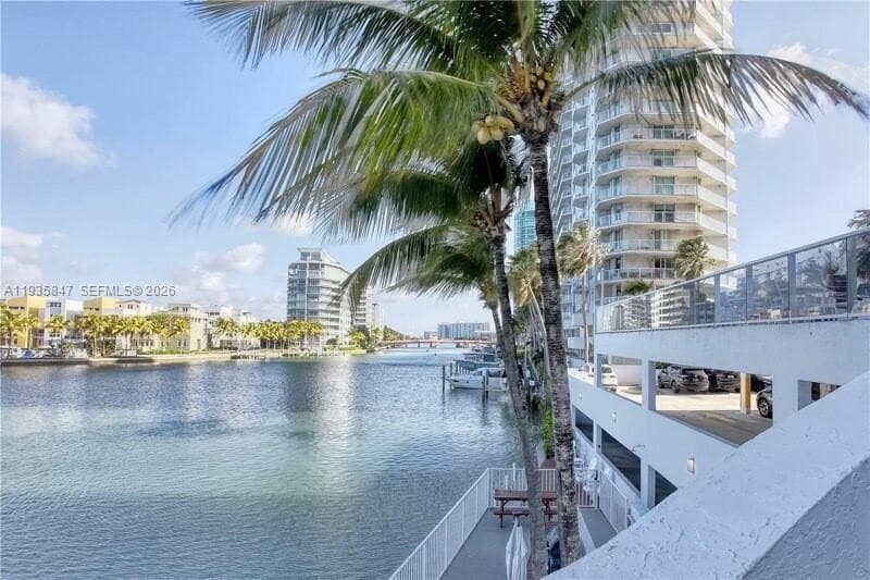 La Rive Gauche · #302 in Miami Beach - Photo 29