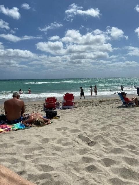 PLAZA OF THE AMERICAS · #1007 in Sunny Isles Beach - Photo 7