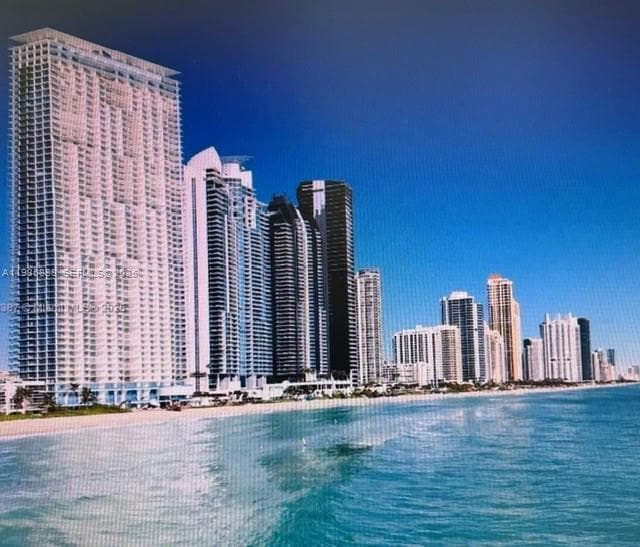 PLAZA OF THE AMERICAS · #1007 in Sunny Isles Beach - Photo 5