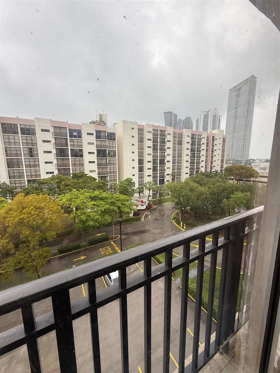 PLAZA OF AMERICAS CONDO P · #602 in Sunny Isles Beach - Photo 6