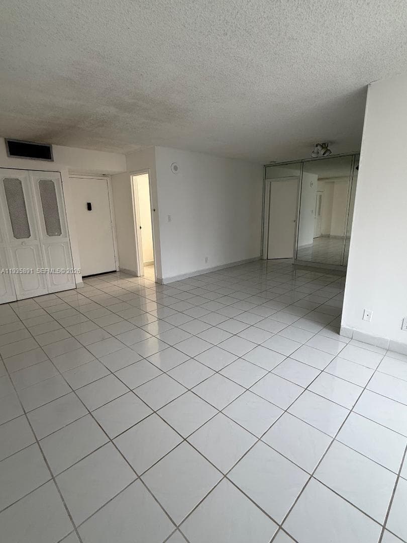 PLAZA OF AMERICAS CONDO P · #602 in Sunny Isles Beach - Photo 17