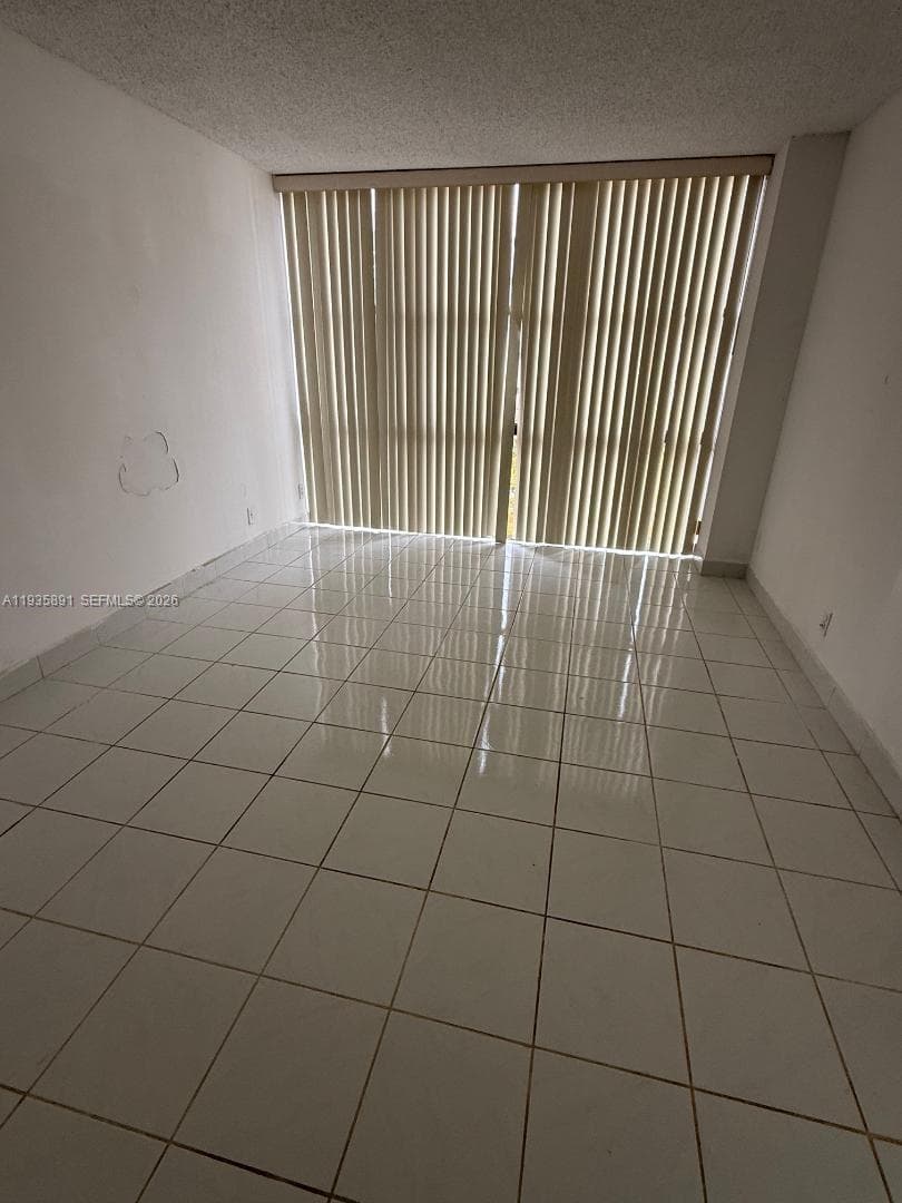 PLAZA OF AMERICAS CONDO P · #602 in Sunny Isles Beach - Photo 24