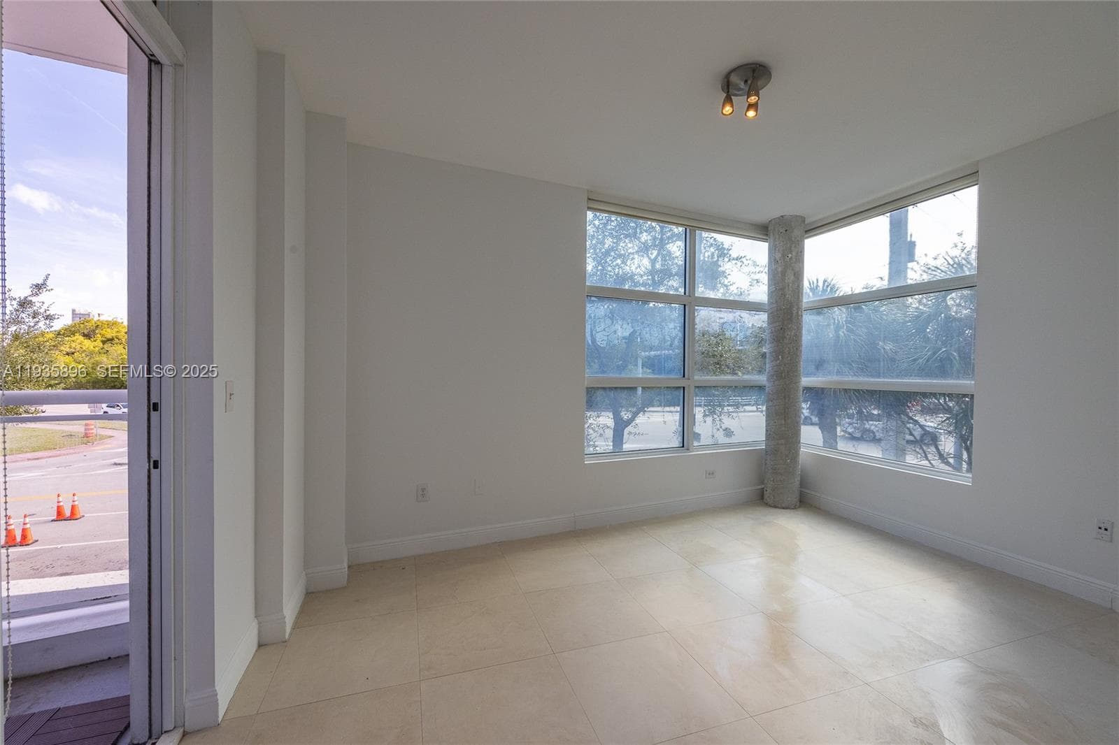2020 LOFTS CONDO · #202 in Miami Beach - Photo 9