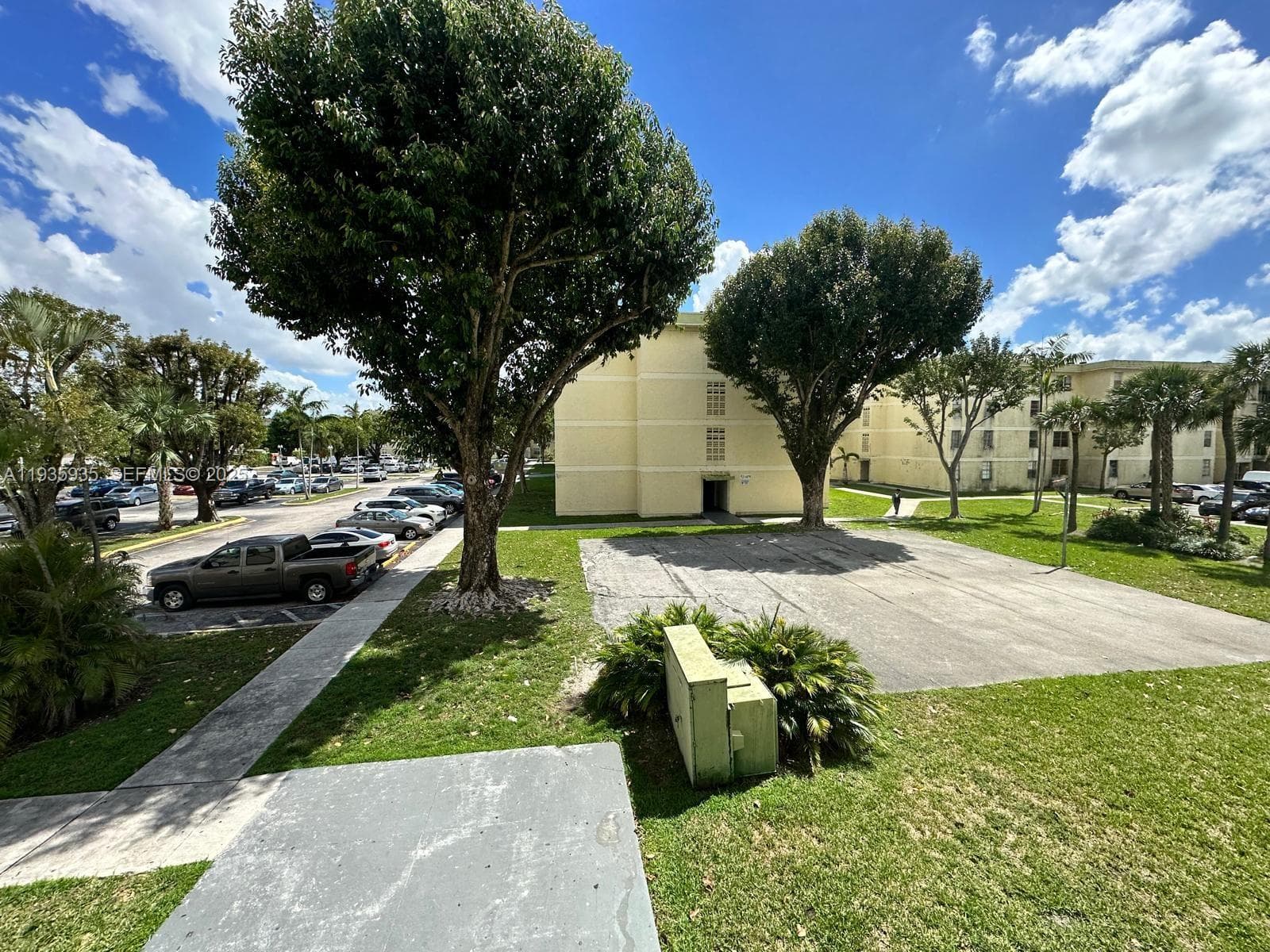 CAMBRIDGE CONDO · #301 in Hialeah - Photo 1