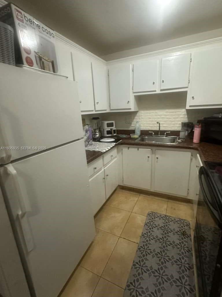 CAMBRIDGE CONDO · #301 in Hialeah - Photo 9