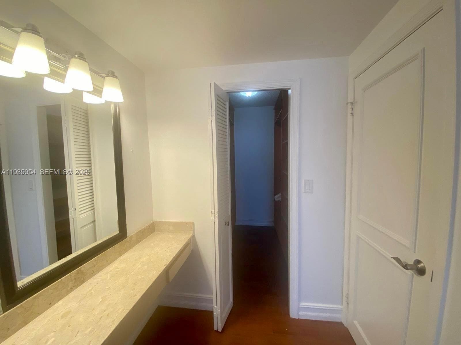 CRICKET CLUB CONDO · #411 in Miami - Photo 17