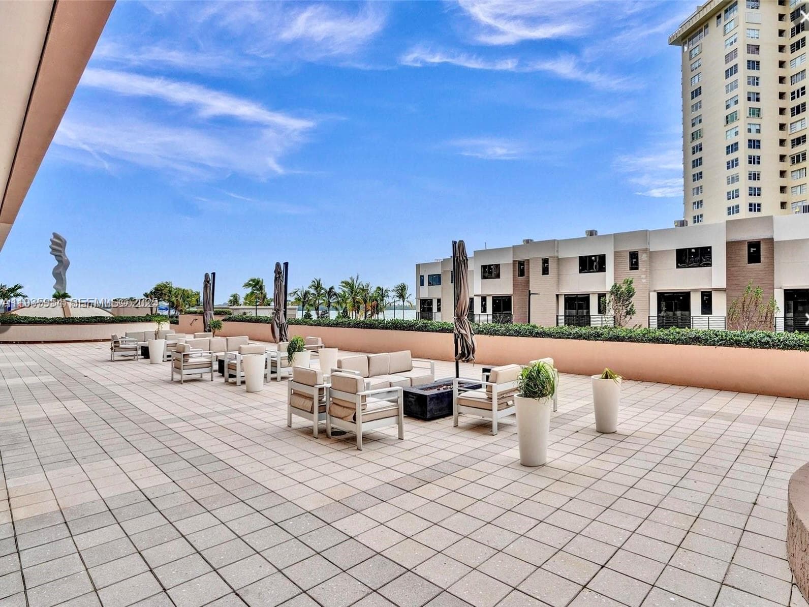 CRICKET CLUB CONDO · #411 in Miami - Photo 24