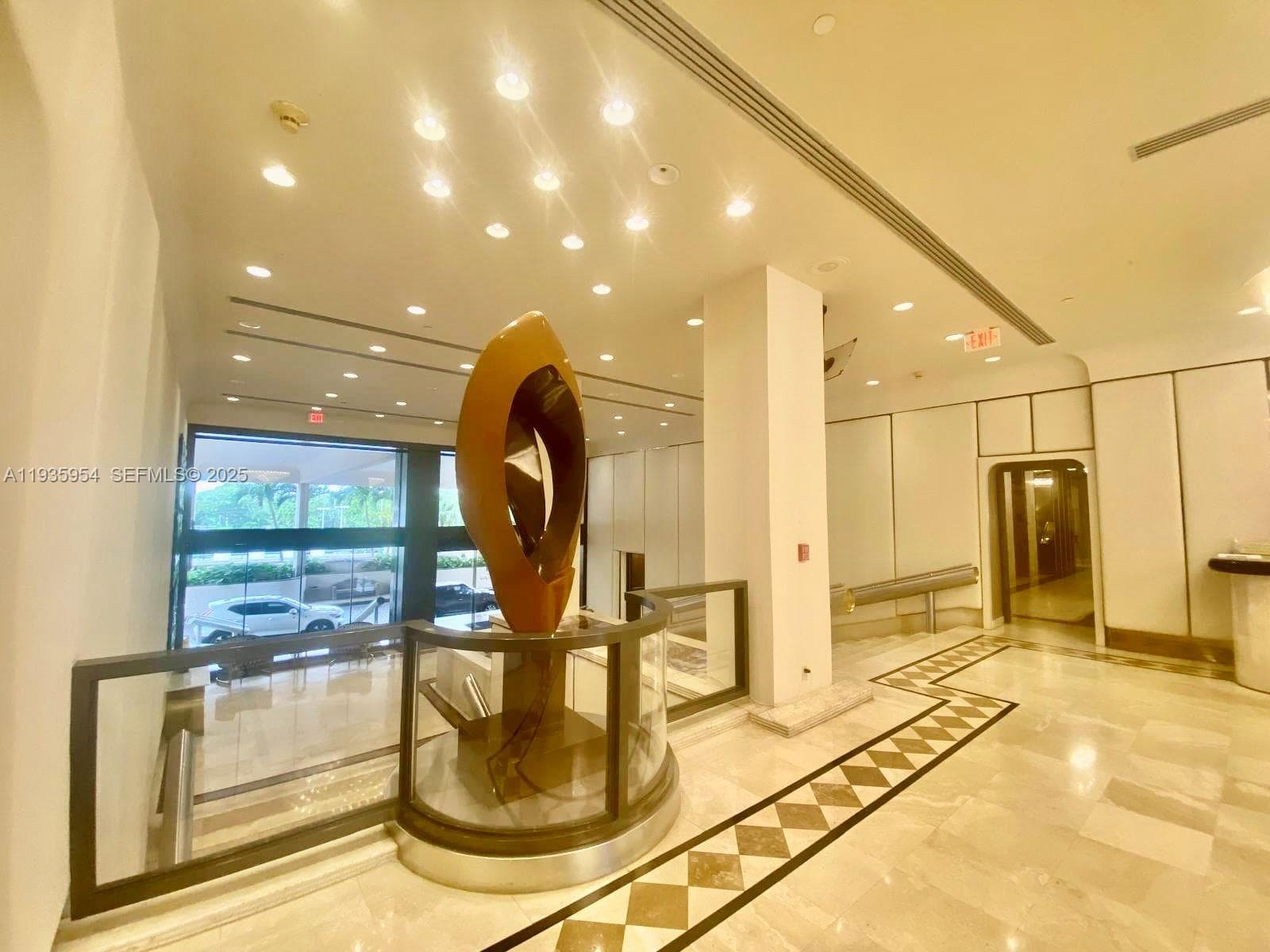 CRICKET CLUB CONDO · #411 in Miami - Photo 21