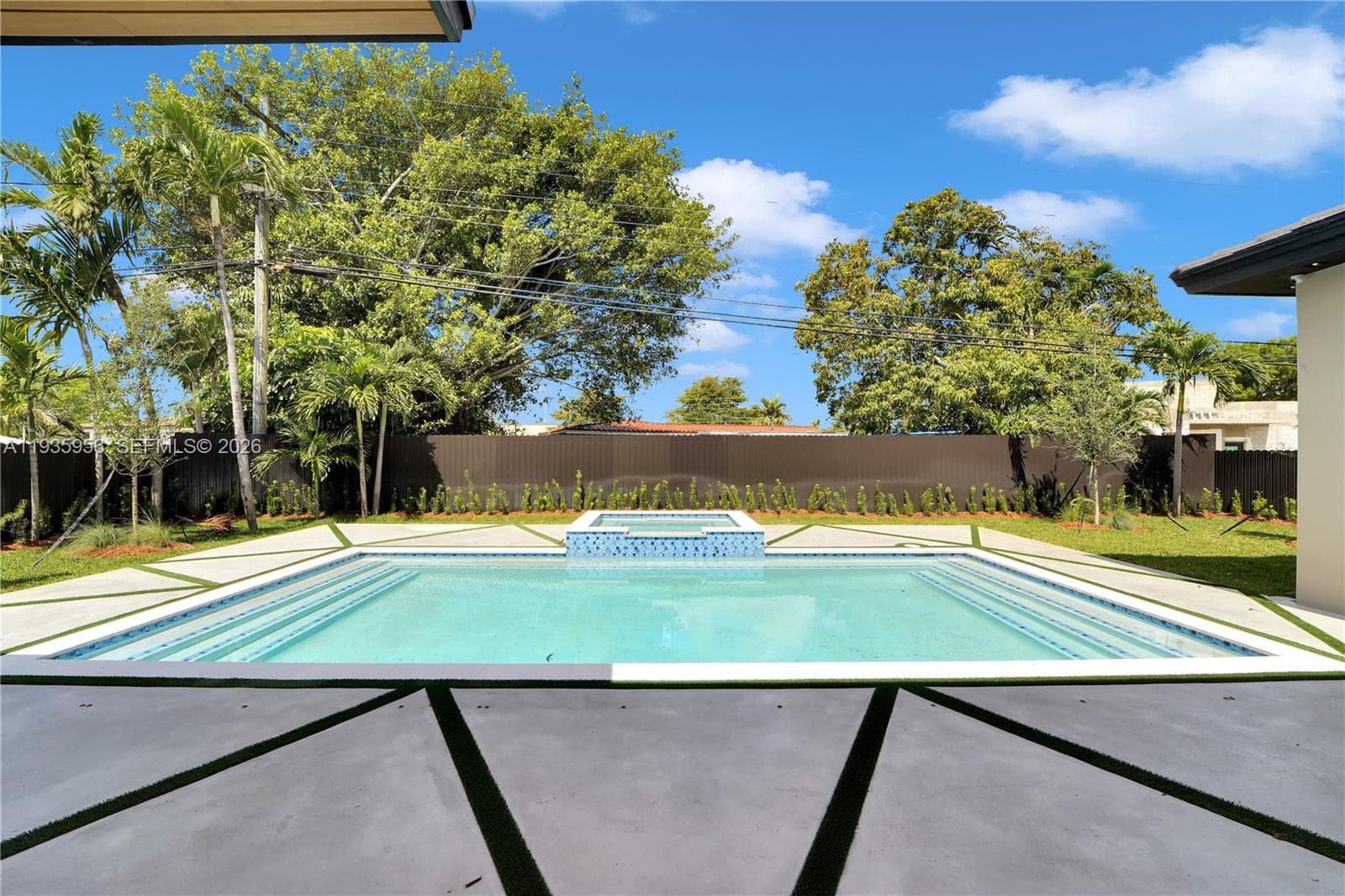 1130 SW 86th Ct photo 41