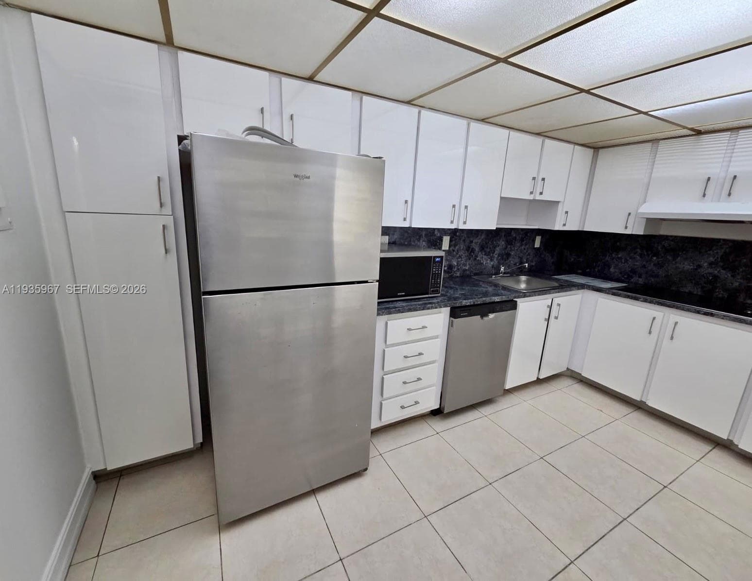 OCEANVIEW BUILDING A COND · #619 in Sunny Isles Beach - Photo 2