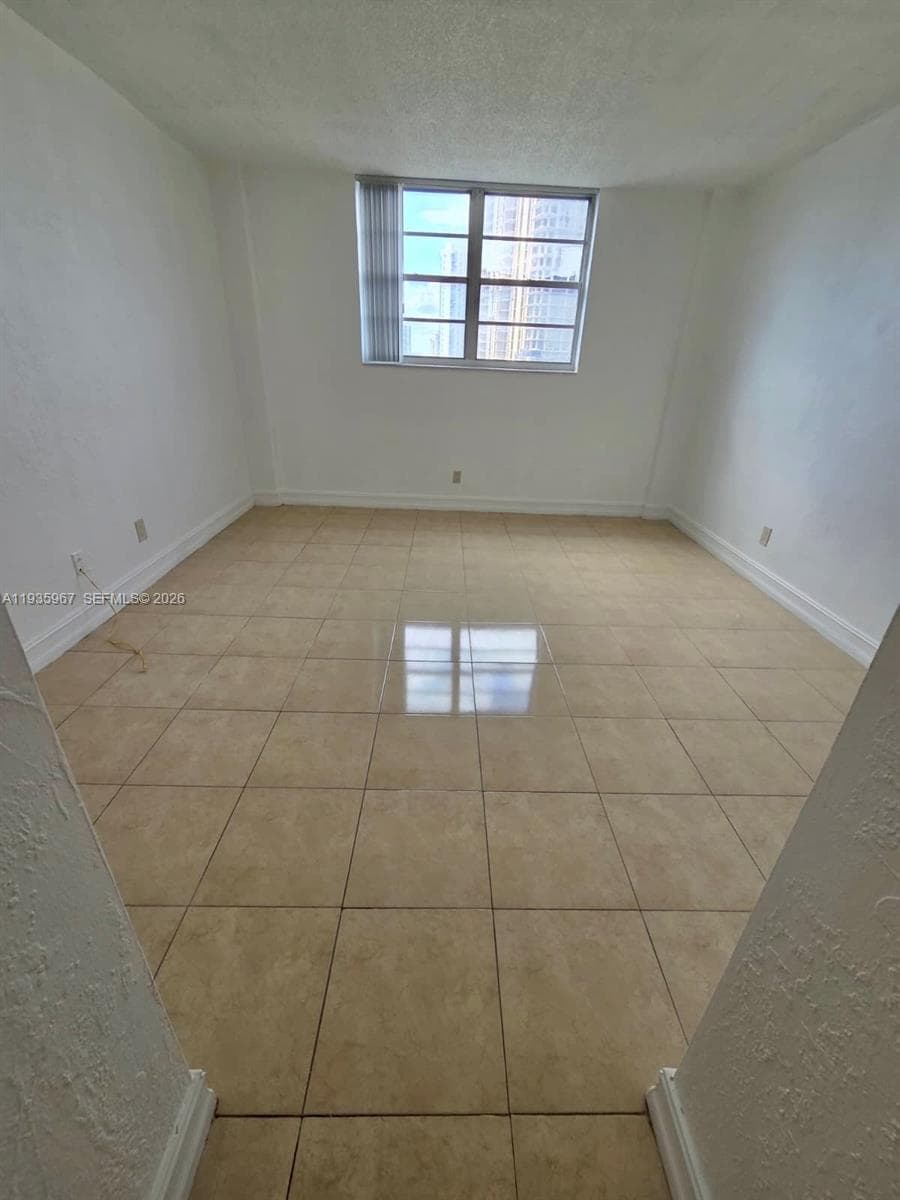 OCEANVIEW BUILDING A COND · #619 in Sunny Isles Beach - Photo 6