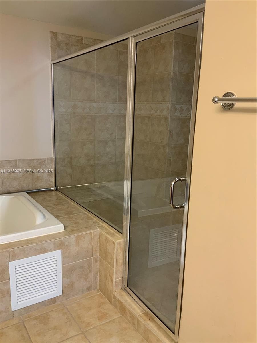 PUERTA DE PALMAS CONDO · #PH11 in Coral Gables - Photo 16