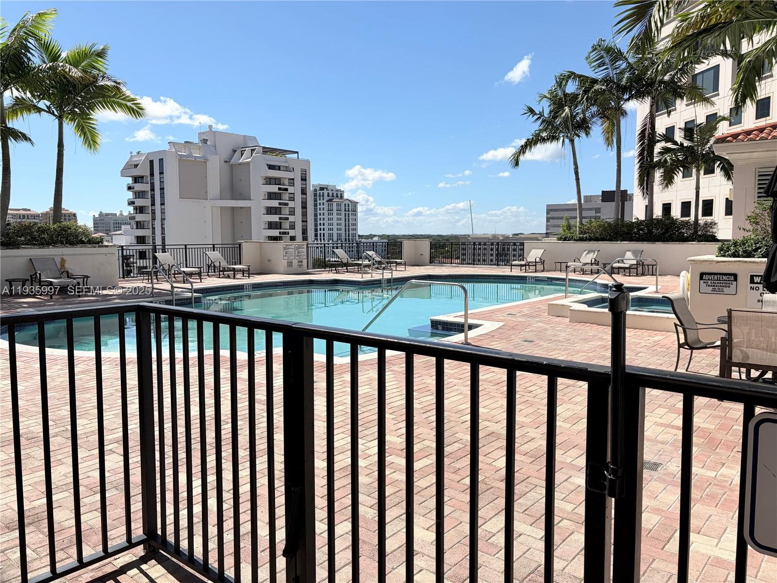 PUERTA DE PALMAS CONDO · #PH11 in Coral Gables - Photo 7