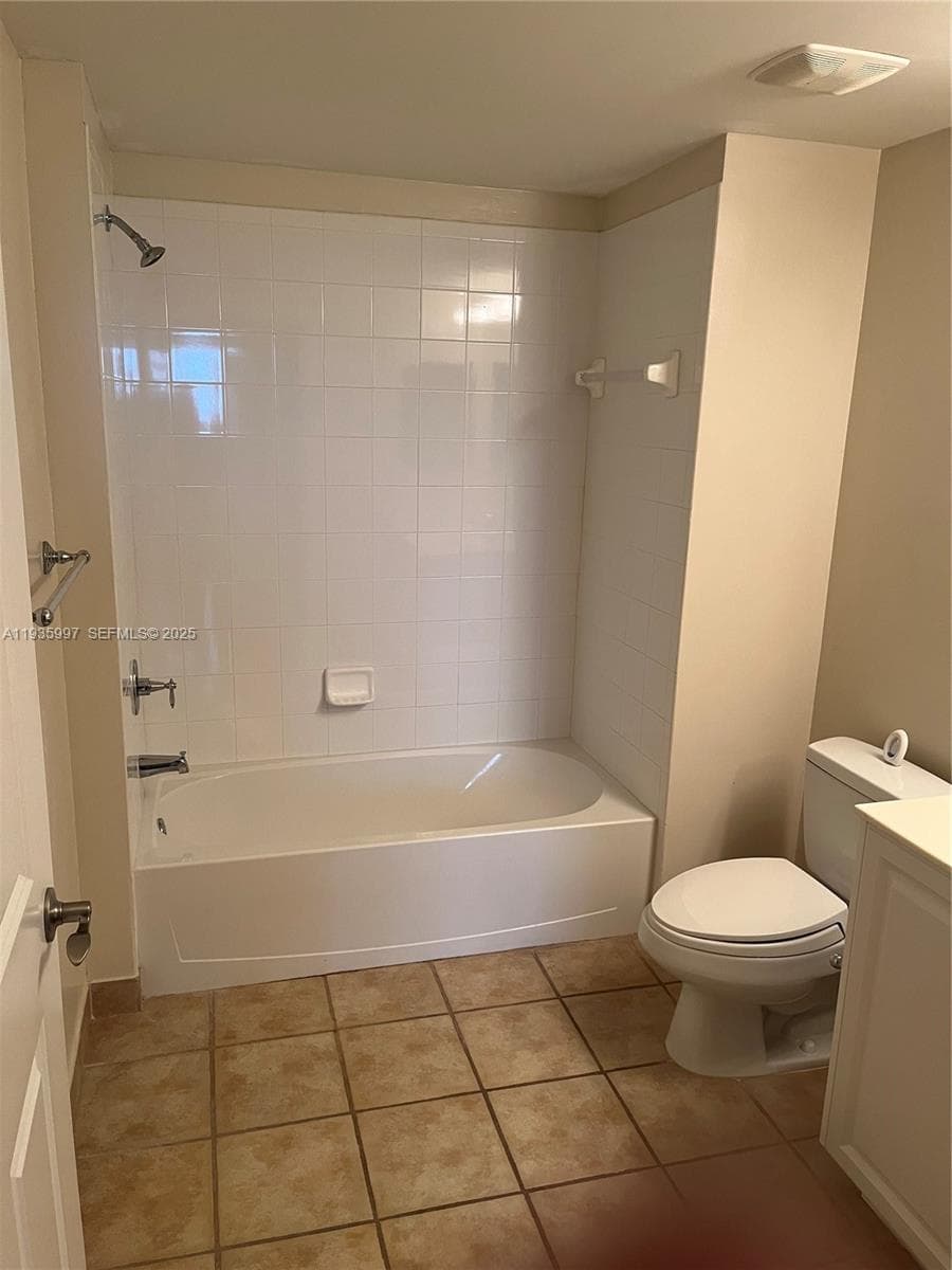 PUERTA DE PALMAS CONDO · #PH11 in Coral Gables - Photo 20