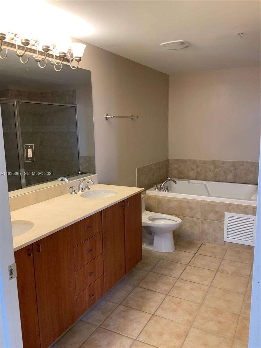 PUERTA DE PALMAS CONDO · #PH11 in Coral Gables - Photo 15