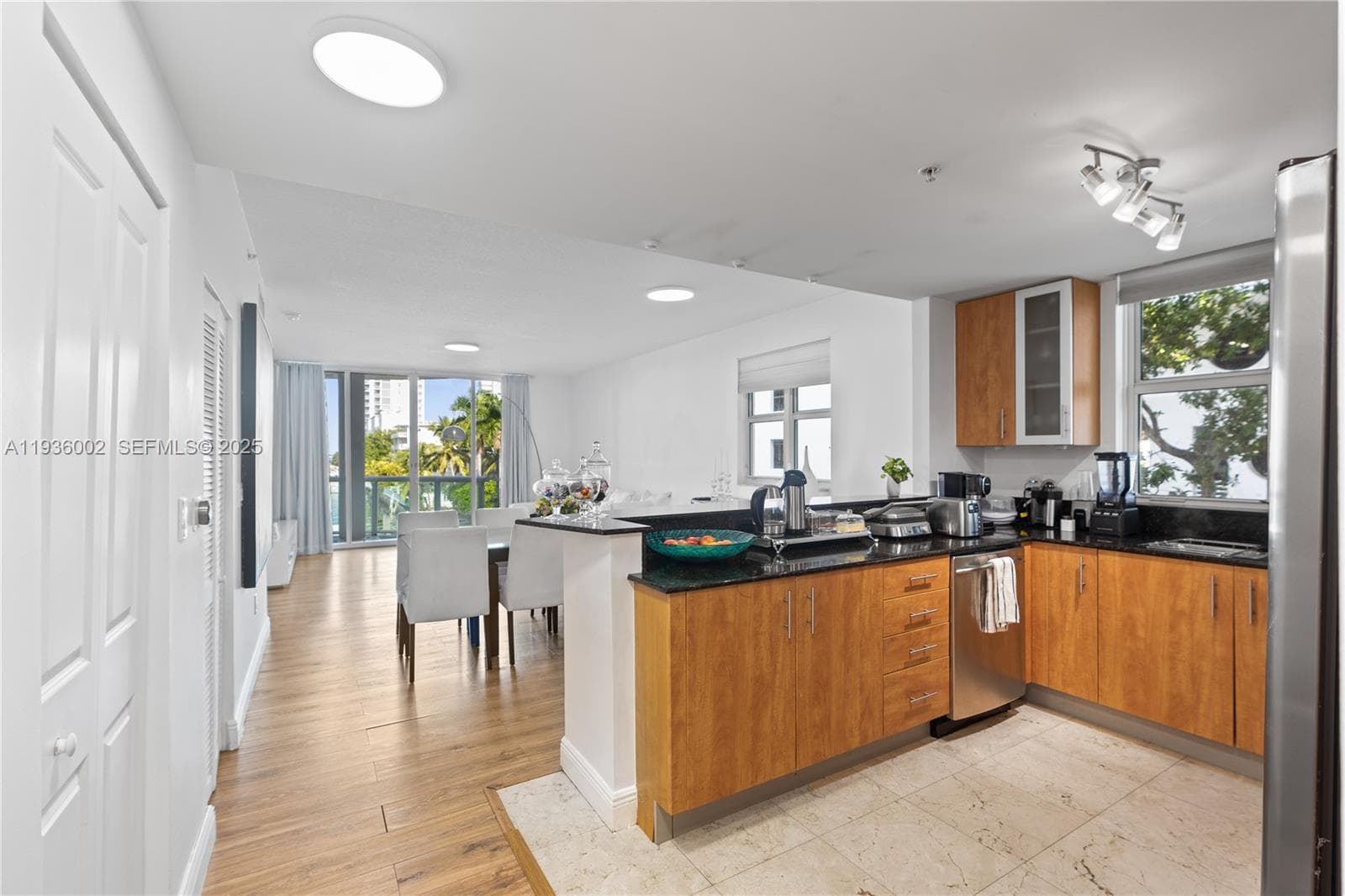 360 CONDO · #212 in North Bay Village - Photo 7